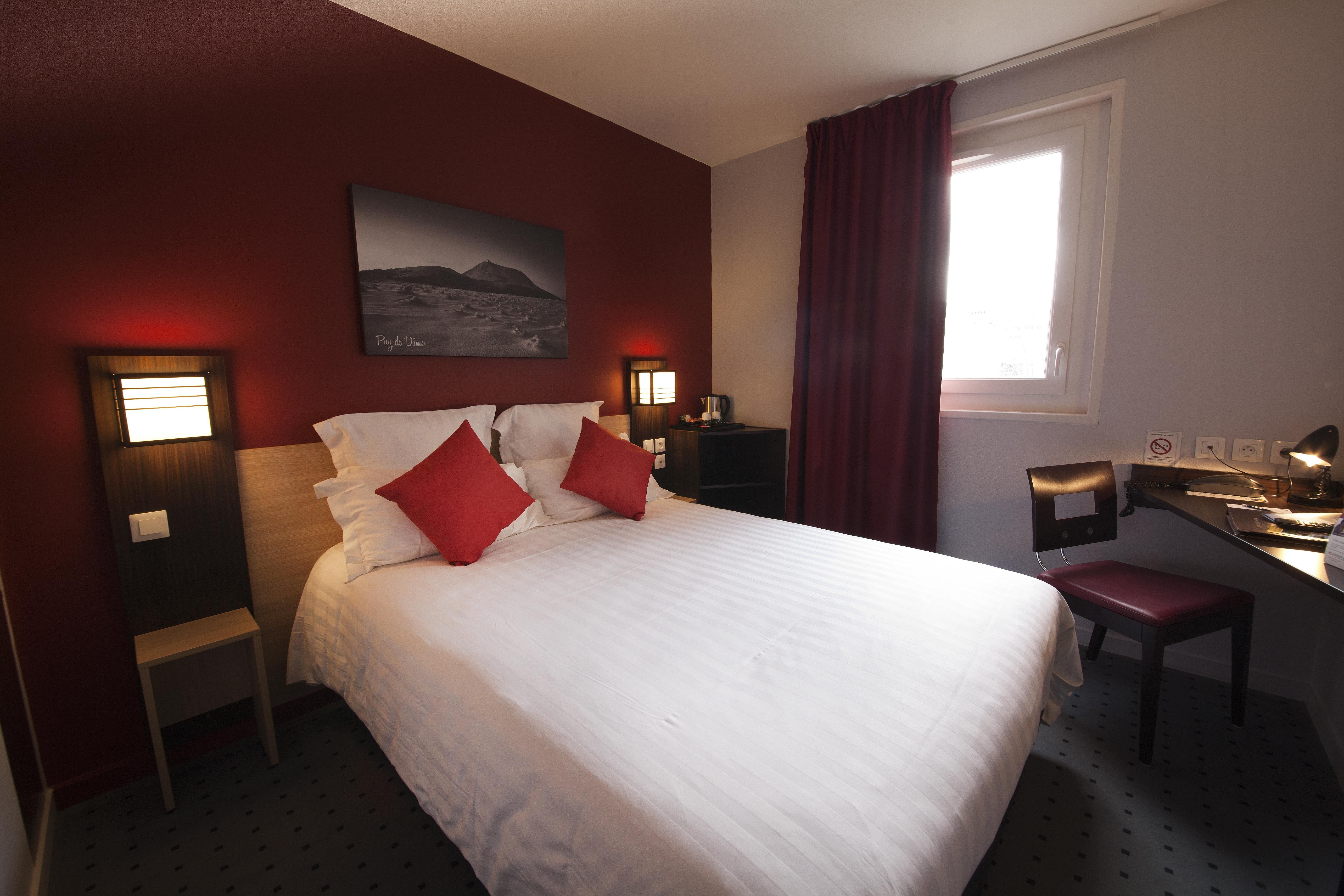 Comfort Hotel Clermont Saint Jacques Clermont-Ferrand Exterior foto