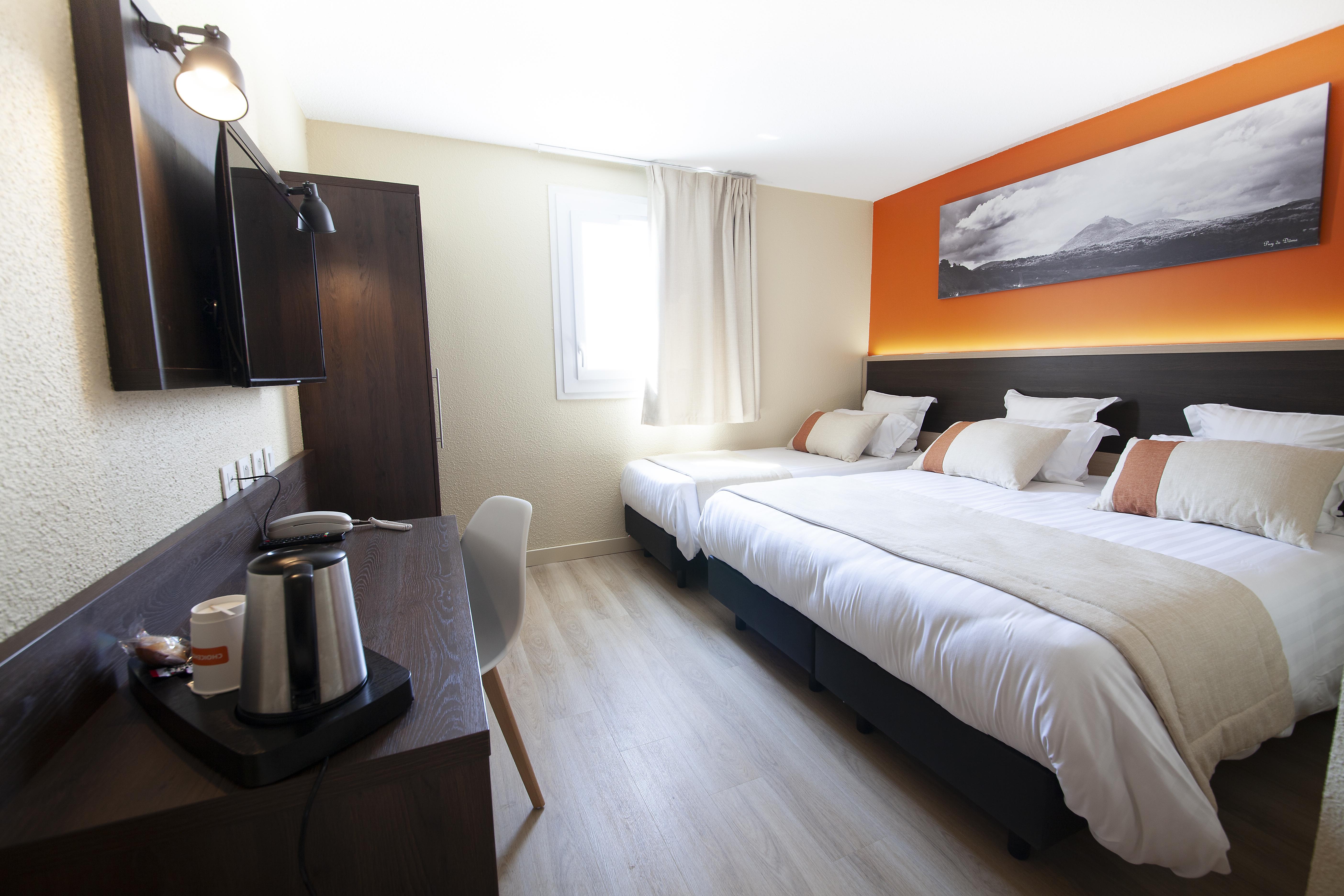 Comfort Hotel Clermont Saint Jacques Clermont-Ferrand Exterior foto