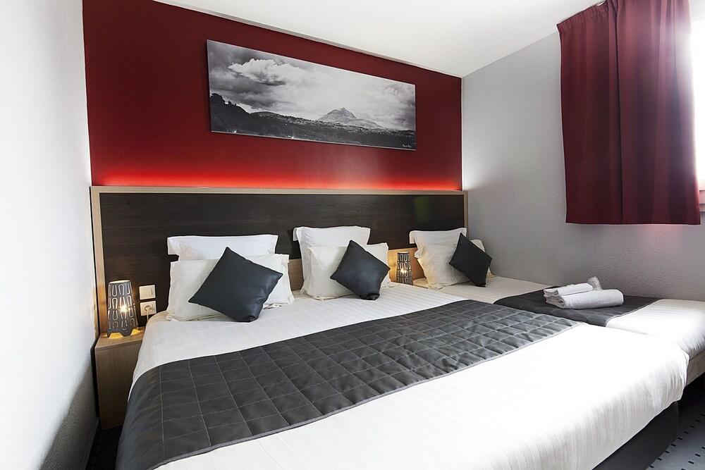 Comfort Hotel Clermont Saint Jacques Clermont-Ferrand Exterior foto